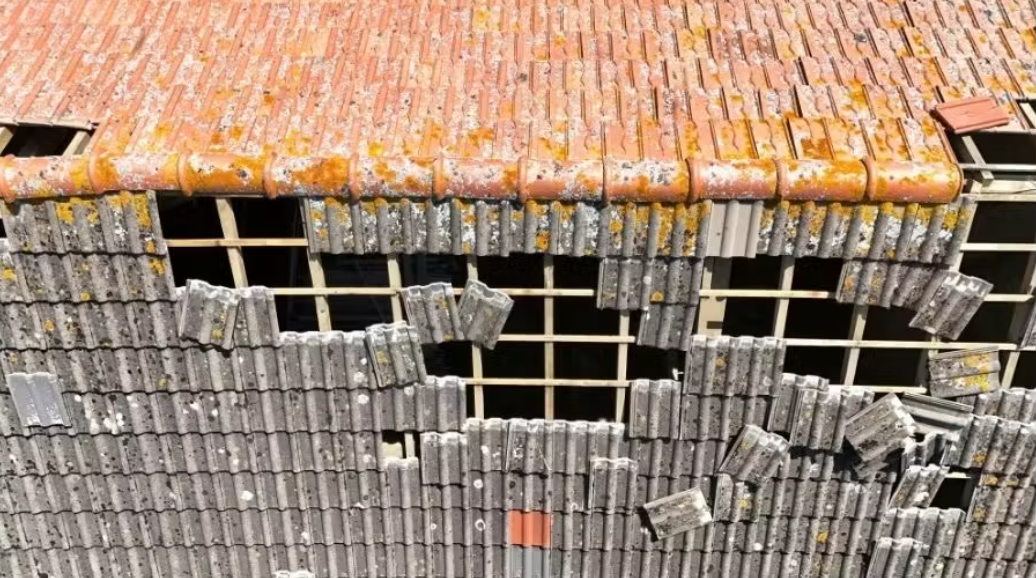 dégats sur toit après tempete